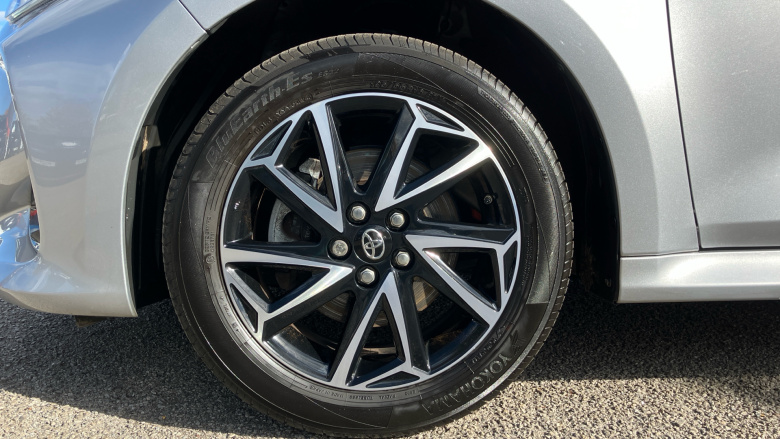 Toyota Yaris 1.5 Hybrid Design 5dr CVT Hybrid Hatchback